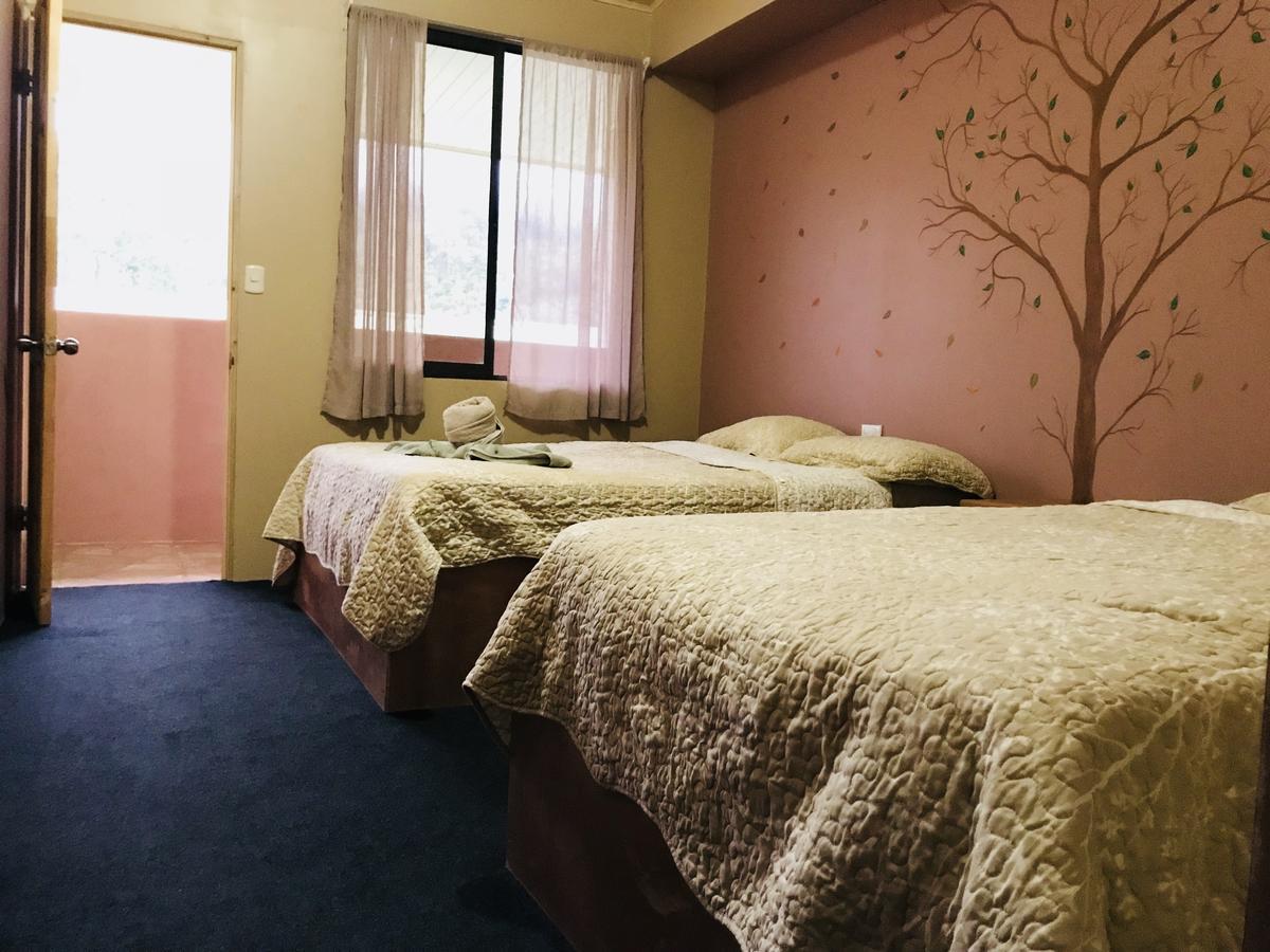Hotel Uran Rivas Kültér fotó